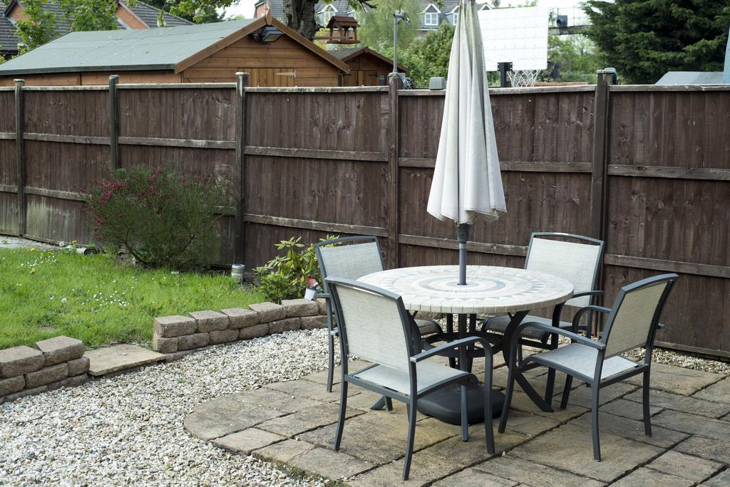 32 Pentland Close Честер Экстерьер фото